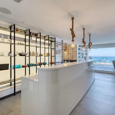 Superb Seafront Family By Buena Vista شقة سليمة