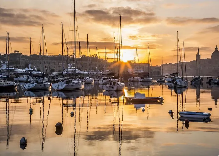 Apartament Superb Seafront Family By Buena Vista Sliema