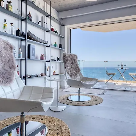 Superb Seafront Family * Sliema