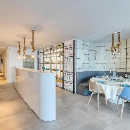 Superb Seafront Family Sliema