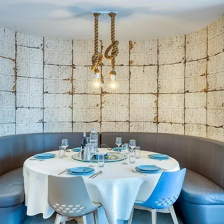 Superb Seafront Family Sliema