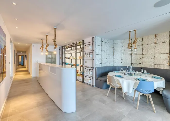 Superb Seafront Family By Buena Vista Sliema