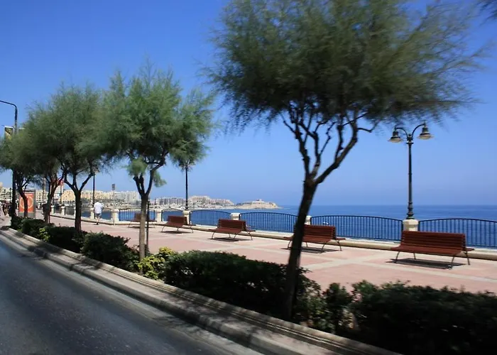 Superb Seafront Family By Buena Vista * Sliema