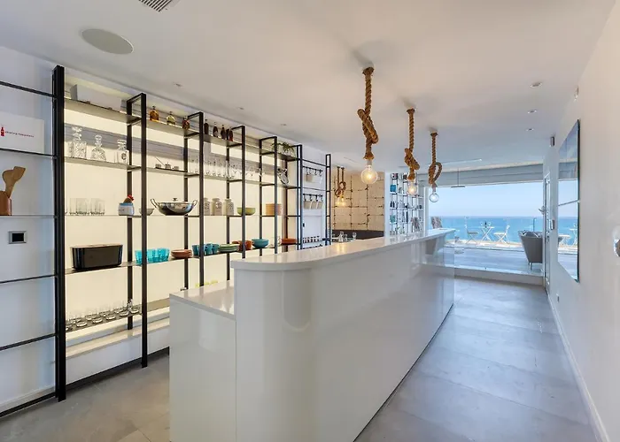 Superb Seafront Family By Buena Vista