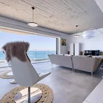 Superb Seafront Family By Buena Vista