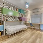 Superb Seafront Family By Buena Vista アパート