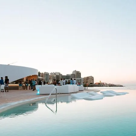 Apartman Superb Seafront Family